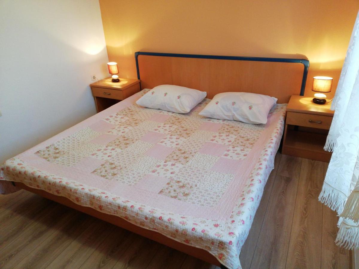 Apartman Ribaric Mali Lošinj Habitación foto