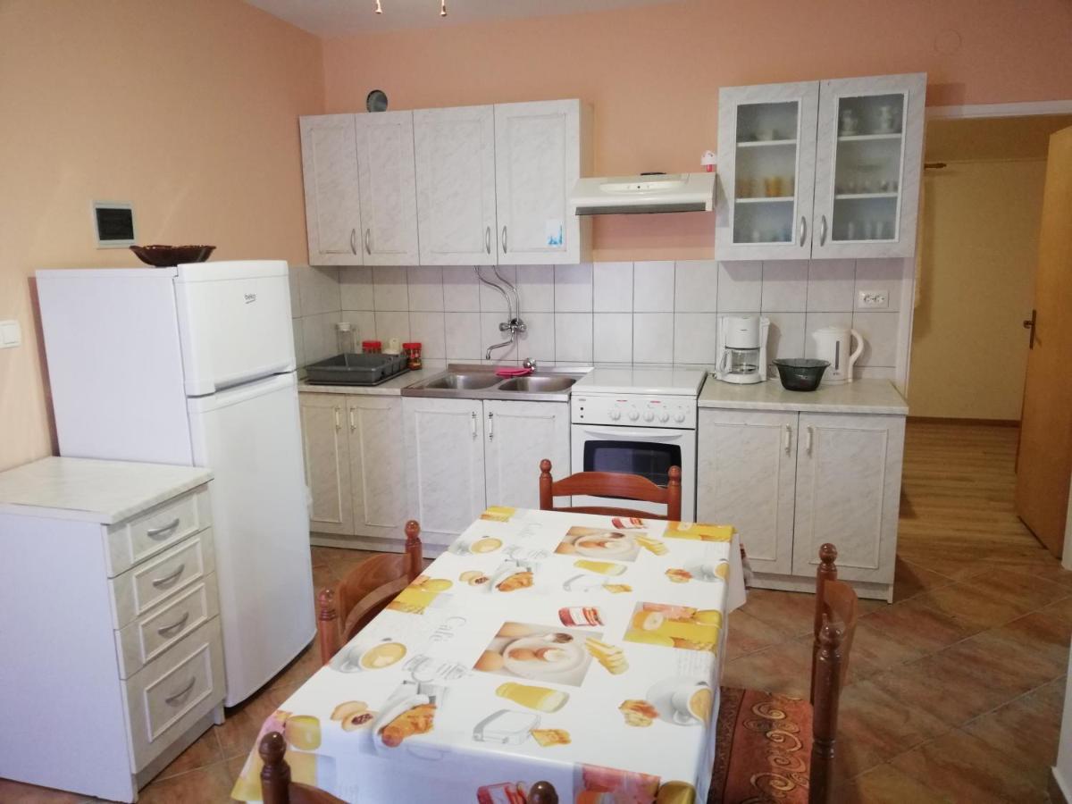 Apartman Ribaric Mali Lošinj Habitación foto